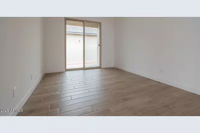 17635 W Highland Avenue, Goodyear, AZ 85395 - Photo 10