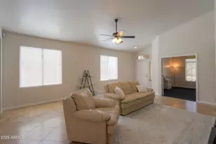 687 N Gregory Pl, Chandler, AZ 85226 - Photo 8