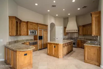 6243 E Camelback Road, Scottsdale, AZ 85251 - Photo 10