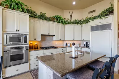 10180 E Cochise Drive, Scottsdale, AZ 85258 - Photo 20