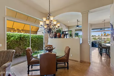 10180 E Cochise Drive, Scottsdale, AZ 85258 - Photo 12