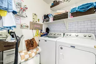 8018 W Beck Ln, Peoria, AZ 85382 - Photo 18