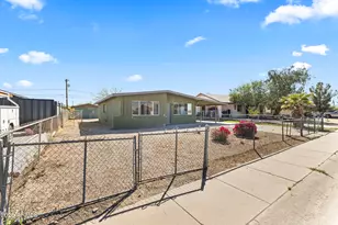 1113 E Bisnaga St, Casa Grande, AZ 85122 - Photo 2