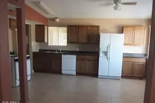 1113 E Bisnaga St, Casa Grande, AZ 85122 - Photo 2