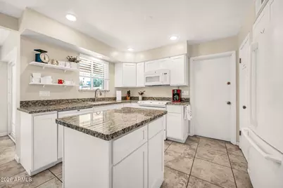 4143 E Beryl Lane, Phoenix, AZ 85028 - Photo 6