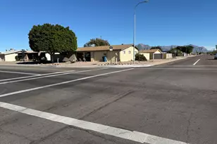 1589 S Delaware Dr, Apache Junction, AZ 85120 - Photo 2