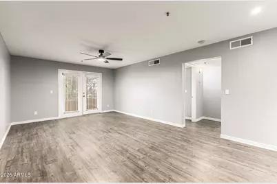 4704 E Paradise Village Parkway N #211, Phoenix, AZ 85032 - Photo 2