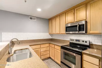 4704 E Paradise Village Parkway #211, Phoenix, AZ 85032 - Photo 8