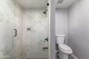 1930 E Linger Ln, Phoenix, AZ 85020 - Photo 22