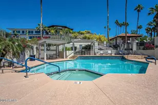 1930 E Linger Ln, Phoenix, AZ 85020 - Photo 4