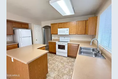 11829 W Shaw Butte Drive, El Mirage, AZ 85335 - Photo 8