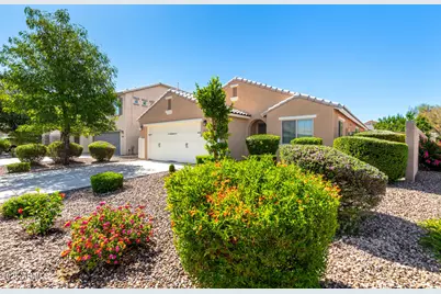 2053 E Saddlebrook Court, Gilbert, AZ 85298 - Photo 2