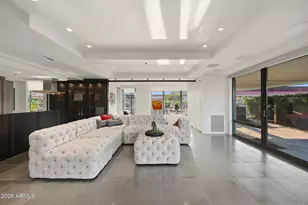 7137 E Rancho Vista Dr, Scottsdale, AZ 85251 - Photo 1