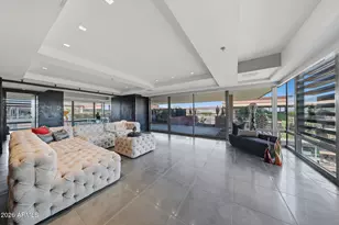 7137 E Rancho Vista Dr, Scottsdale, AZ 85251 - Photo 2