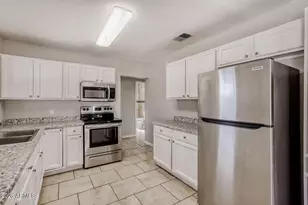 6132 N 35th Dr, Phoenix, AZ 85019 - Photo 12