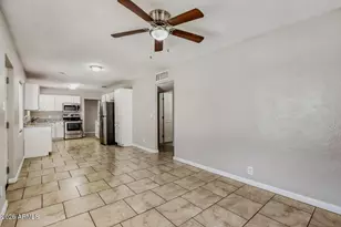 6132 N 35th Dr, Phoenix, AZ 85019 - Photo 8