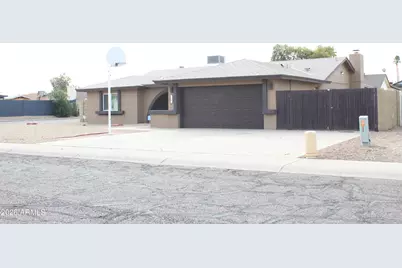 7301 W Canterbury Drive, Peoria, AZ 85345 - Photo 1