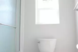 7301 W Canterbury Dr, Peoria, AZ 85345 - Photo 14