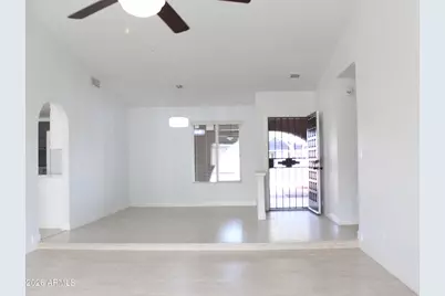 7301 W Canterbury Drive, Peoria, AZ 85345 - Photo 2