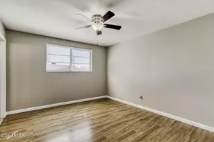 2952 N 53rd Dr, Phoenix, AZ 85031 - Photo 18