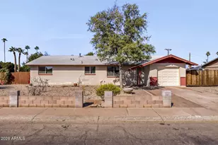 2952 N 53rd Dr, Phoenix, AZ 85031 - Photo 4