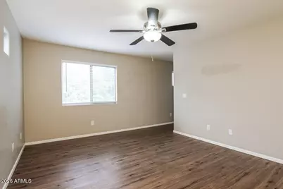 7225 S 37th Glen, Phoenix, AZ 85041 - Photo 10