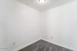 5450 E Deer Valley Dr, Phoenix, AZ 85054 - Photo 10