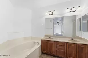 5450 E Deer Valley Dr, Phoenix, AZ 85054 - Photo 24