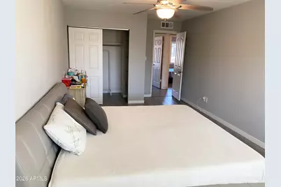 3727 W Banff Lane, Phoenix, AZ 85053 - Photo 10