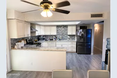 3727 W Banff Lane, Phoenix, AZ 85053 - Photo 6