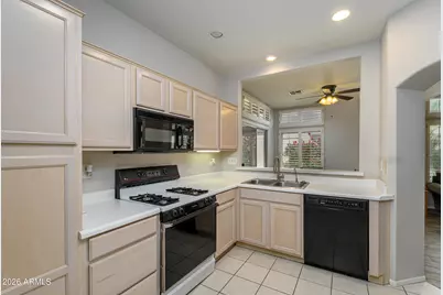 16148 W Vista North Drive, Sun City West, AZ 85375 - Photo 4