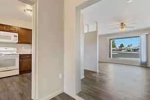 12020 N Hacienda Dr, Sun City, AZ 85351 - Photo 8