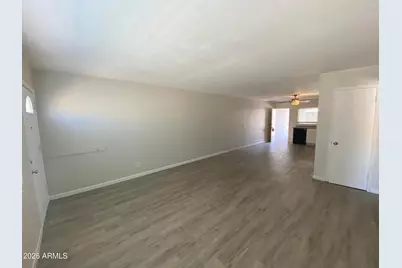 1124 N 27th Street #4, Phoenix, AZ 85008 - Photo 2
