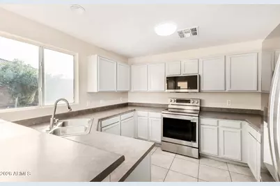 11805 W Paradise Drive W, El Mirage, AZ 85335 - Photo 6