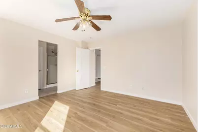 11805 W Paradise Drive W, El Mirage, AZ 85335 - Photo 8