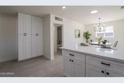 1800 S Shafer Drive, Tempe, AZ 85281 - Photo 8