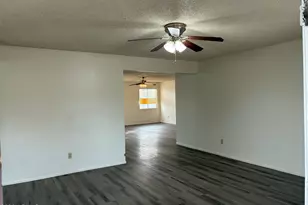 7215 W Vogel Ave, Peoria, AZ 85345 - Photo 6