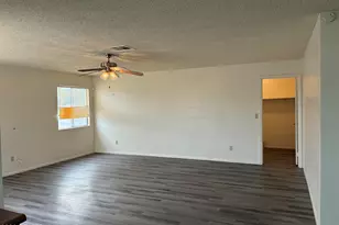 7215 W Vogel Ave, Peoria, AZ 85345 - Photo 14