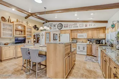 315 E Marconi Avenue, Phoenix, AZ 85022 - Photo 10