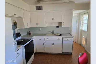 135 W Alice Avenue, Phoenix, AZ 85021 - Photo 14