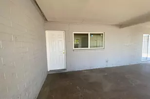 1126 N 27th St, Phoenix, AZ 85008 - Photo 4