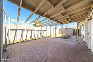 2226 W Heatherbrae Dr, Phoenix, AZ 85015 - Photo 24