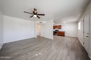 2226 W Heatherbrae Dr, Phoenix, AZ 85015 - Photo 10