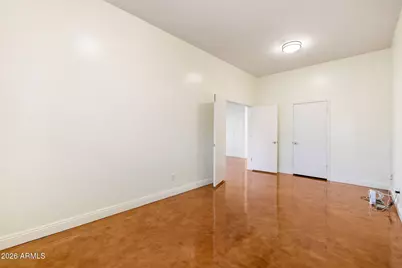 2229 S 82nd Lane, Phoenix, AZ 85043 - Photo 10