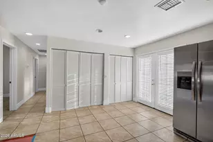 4129 N 35th Way, Phoenix, AZ 85018 - Photo 8