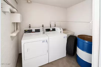 2226 W Heatherbrae Drive #Apt 4, Phoenix, AZ 85015 - Photo 20