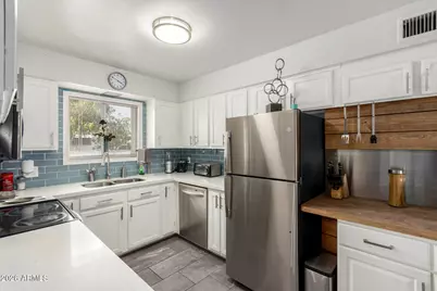 5422 E Des Moines Street, Mesa, AZ 85205 - Photo 4