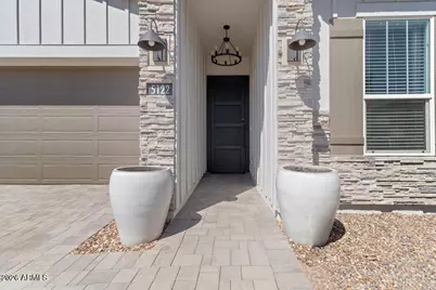 5122 E Village Drive, Scottsdale, AZ 85254 - Photo 2