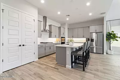 5122 E Village Drive, Scottsdale, AZ 85254 - Photo 6