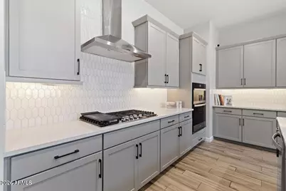 5122 E Village Drive, Scottsdale, AZ 85254 - Photo 8